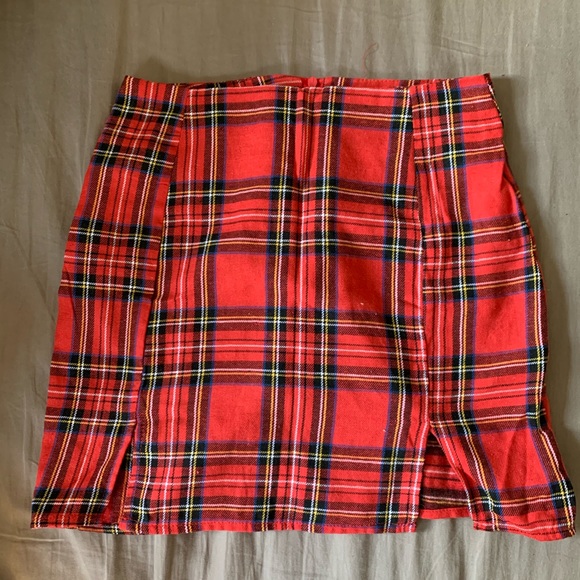 mini skirt - Picture 3 of 3